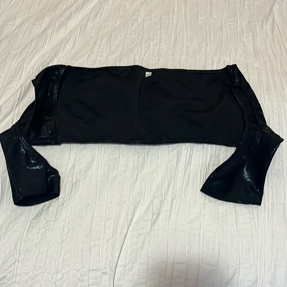 NWOT RWMG shrug - Picture 1 of 2